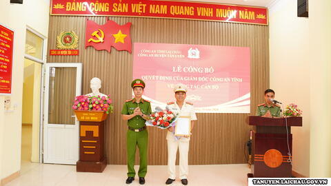 Công bố quyết định của Giám đốc Công an tỉnh về công tác cán bộ