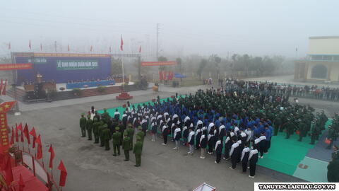 Huyện Tân Uyên tổ chức Lễ giao nhận quân năm 2025