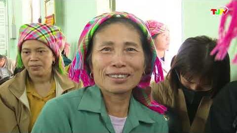 Chủ tịch UBND xã Tân Uyên Chu Văn Thanh tiếp xúc cử tri tại thôn Chom Chăng