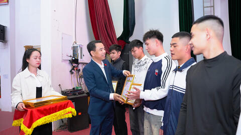 64 thanh niên của xã Tân Uyên sẵn sàng lên đường làm nhiệm vụ bảo vệ Tổ quốc