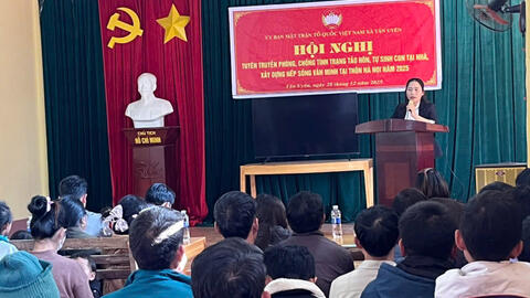 Tuyên truyền phòng, chống tình trạng tảo hôn, tự sinh con tại nhà, xây dựng nếp sống văn minh