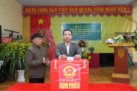 Tân Uyên tưng bừng ngày hội non sông