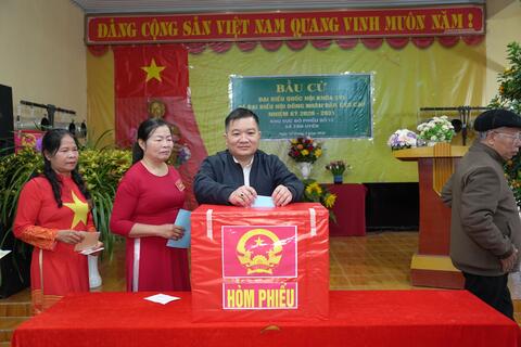 Tân Uyên Rộn ràng ngày hội non sông