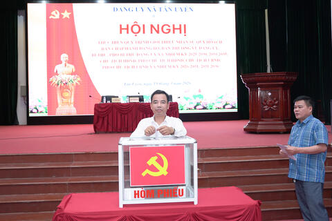 <a href="/tin-tuc-su-kien/tin-tuc-hoat-dong-trong-huyen" title="Tin tức hoạt động trong xã Tân Uyên" rel="dofollow">Tin tức hoạt động trong xã Tân Uyên</a>