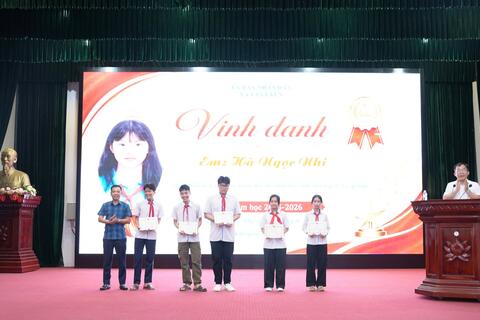 Xã Tân Uyên: Vinh danh 95 em học sinh đạt thành tích cao năm học 2025–2026