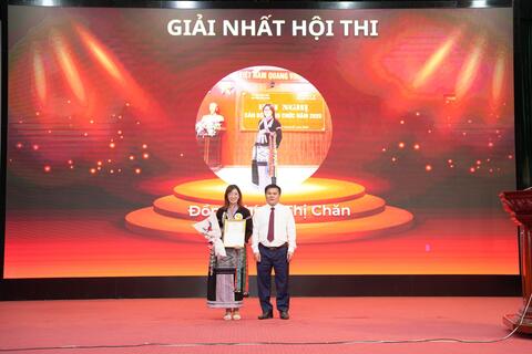 <a href="/tin-tuc-su-kien/dai-hoi-dang-cac-cap" title="Đại hội Đảng các cấp" rel="dofollow">Đại hội Đảng các cấp</a>