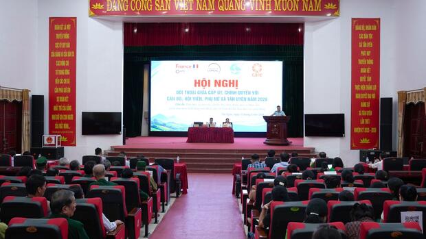 Xã Tân Uyên đối thoại với cán bộ, hội viên phụ nữ, lắng nghe và giải đáp nhiều kiến nghị của cơ sở